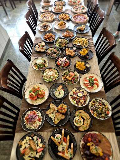 Хотел и ресторант Марини