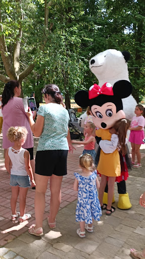 Магазин за цветя и подаръци - Океан от любов ЛОМ | ТАНЦУВАЩА БЯЛА МЕЧКА ЗА РОЖДЕН ДЕН