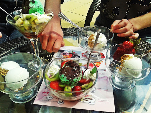 Кафе-сладкарница "Sugar"