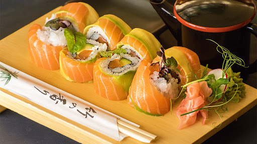 Sushi Bar & Teppanyaki Grill