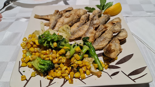 Ресторант „Сънрайз“ | Заведение Хисаря