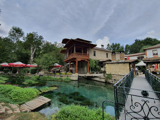 Комплекс "Вълшебен извор"