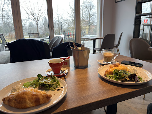 Provance Restaurant & Craft Cakes