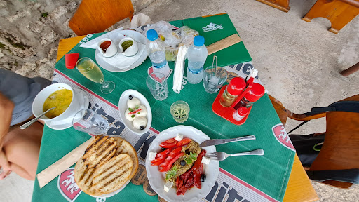 Restaurant & Guesthouse