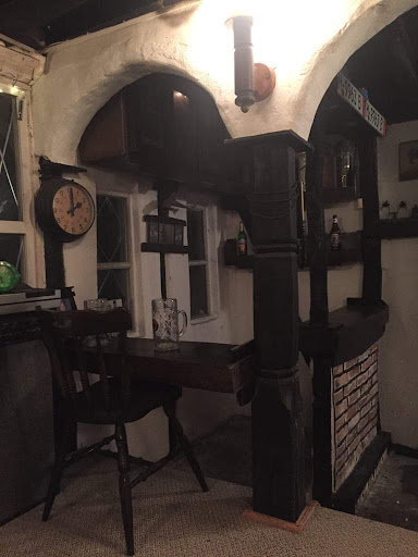 Windsor Pub