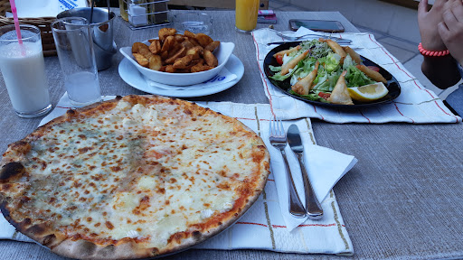 Uniqato Center - Hotel/Restaurant