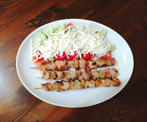 Механа Чанове - 1 І Перник І Ресторант в семеен стил І Разнообразно обедно меню І Обедно меню всеки ден І Доставка на храна