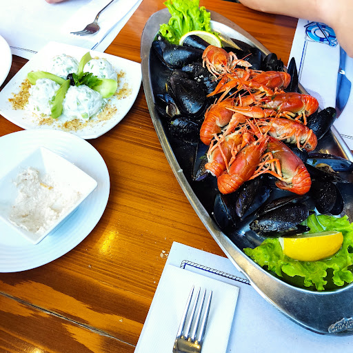 Рибен ресторант “Карел”